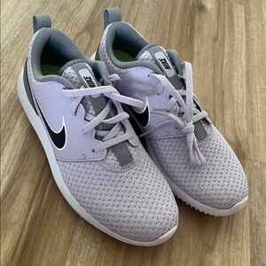 Nike Light Purple Golf Shoes
